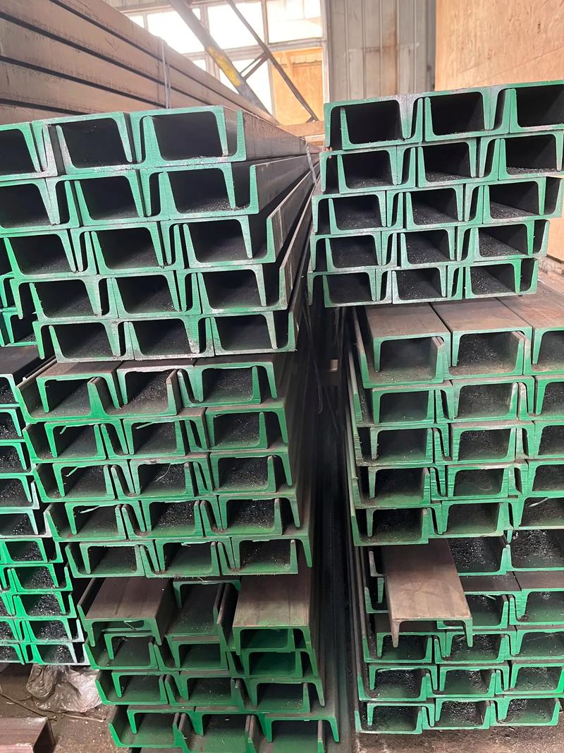 咸宁幕墙槽钢插芯